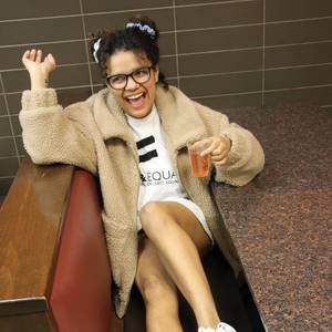 Meet your Posher, Sawyer